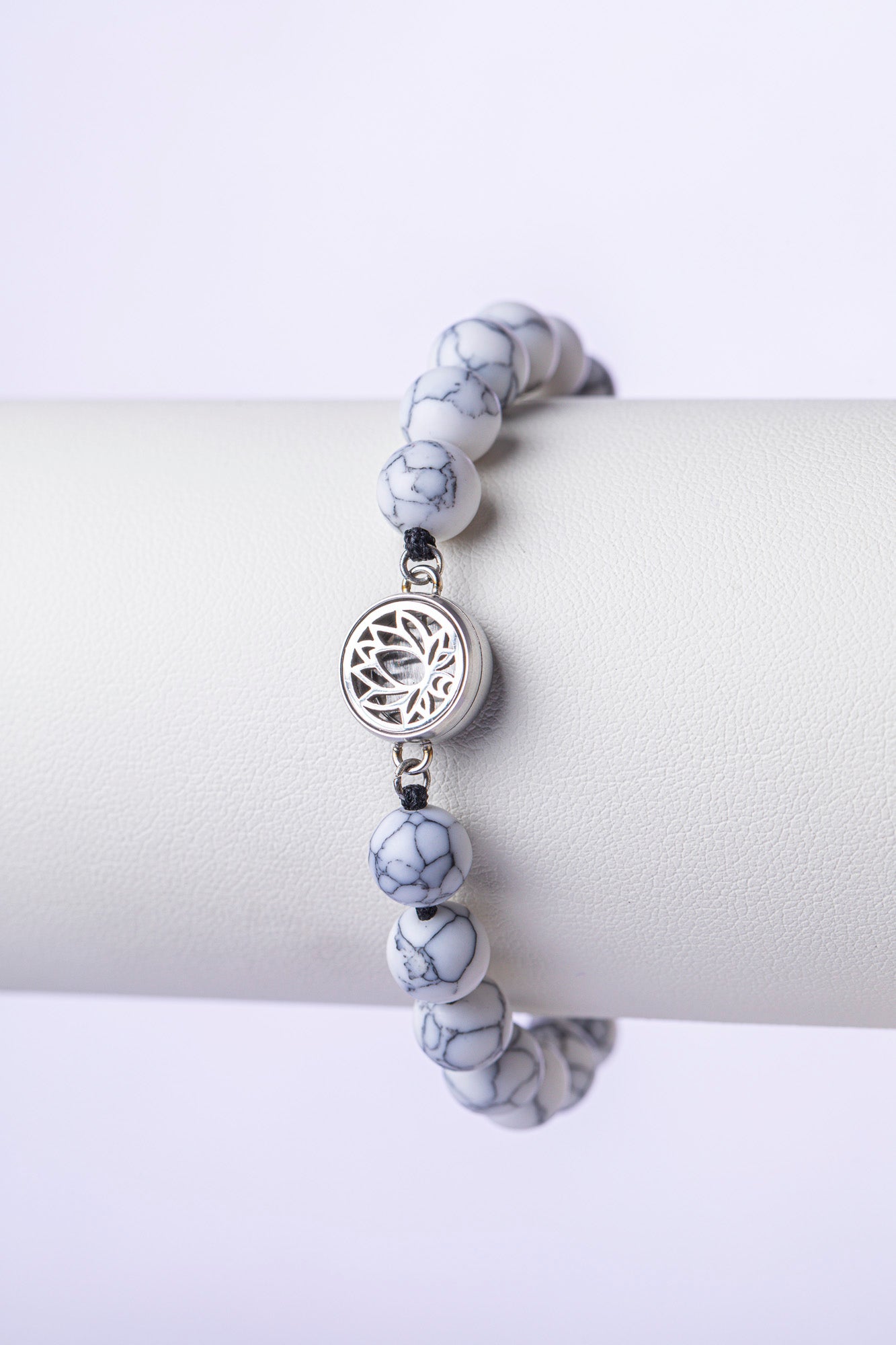 Marble Calm Edition – Silver Charm